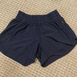 Lululemon tracker short